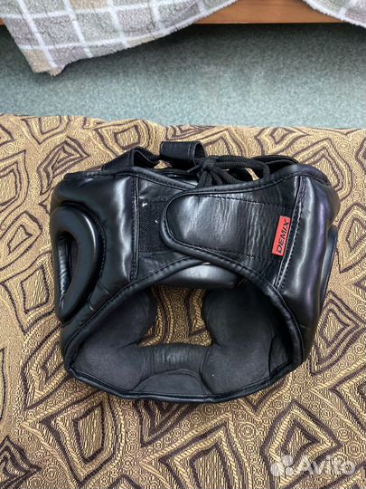 Боксерский шлем