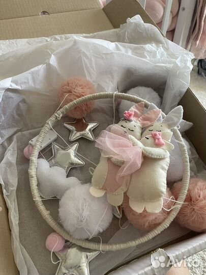 Мобиль в кроватку из фетра