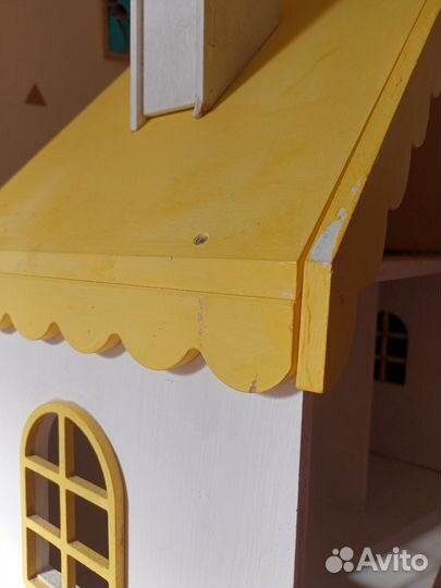 Кукольный домик с мебелью