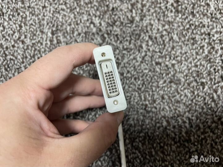 Переходник MacBook с Mini DIsplayPort на DVI