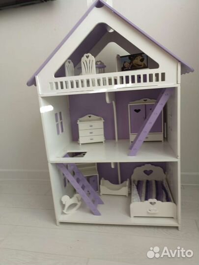 Домик кукольный