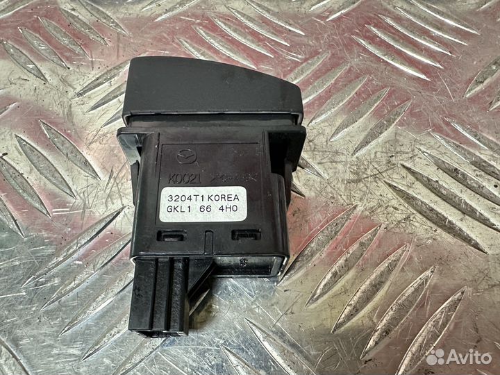 Кнопка аварийки Mazda 6 GJ