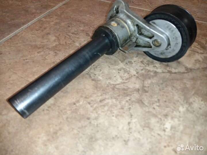 Натяжитель приводного ремня 2.0 TSI Фольксваген