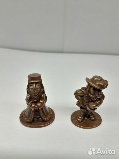 Игрушки из киндера
