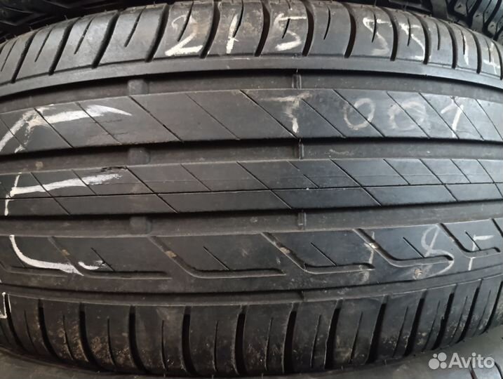 Bridgestone Turanza T001 215/55 R17