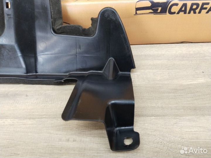 Дефлектор радиатора левый Nissan Juke F15 HR16DE