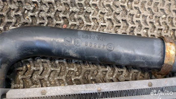 Радиатор интеркулера Opel Zafira A, 2002