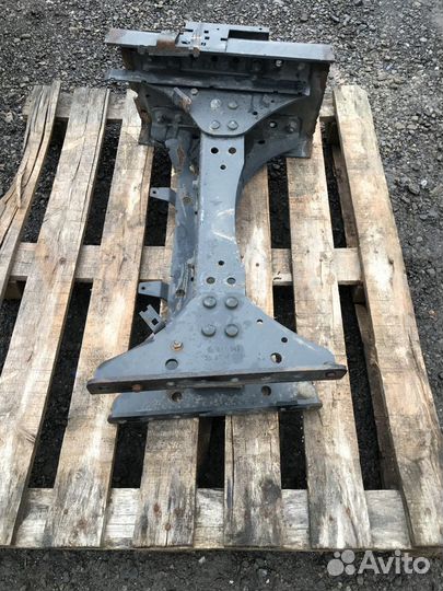 Траверса рамы поперечная Mercedes Actros