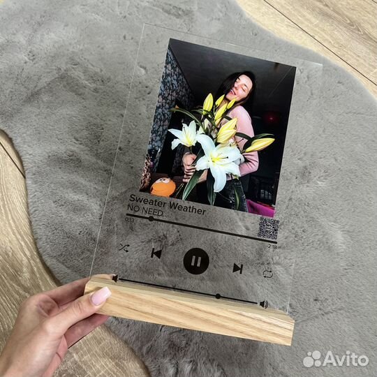 Оживающее фото на стекле