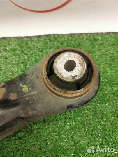 Рычаг передний правый Ford Fiesta MK6 1.4 spjc