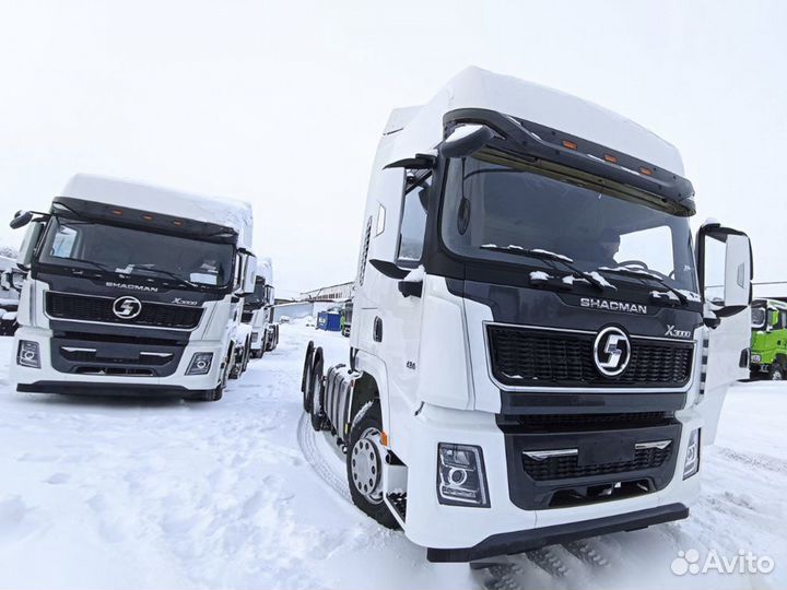 Shacman (Shaanxi) SX42584V324, 2024