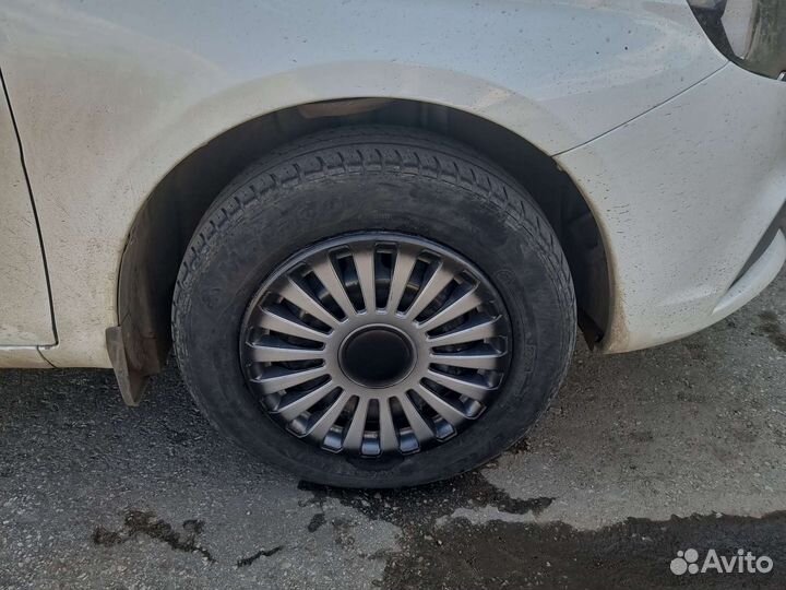 Колпаки на колеса R 15