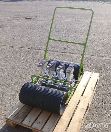 Сеялка для овощей 4-х рядная для мелких семян