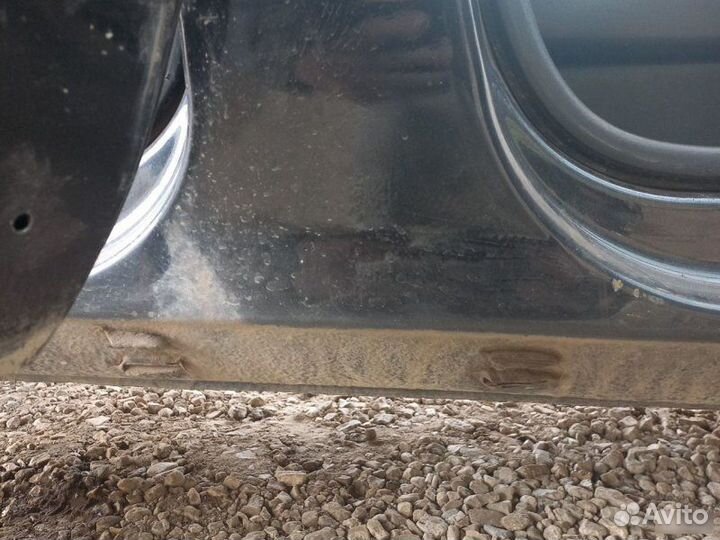 Центральная стойка кузова правая Chevrolet Niva