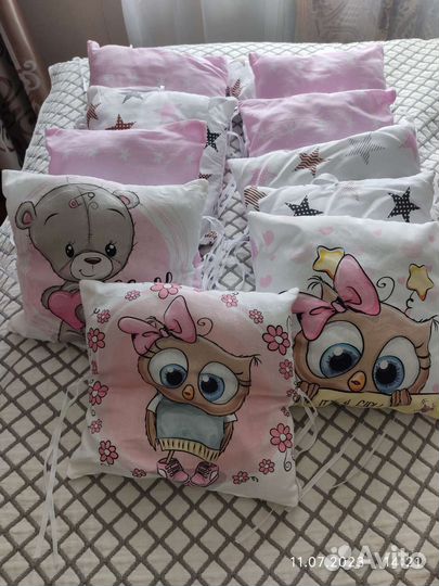 Бортики подушки в детскую кроватку