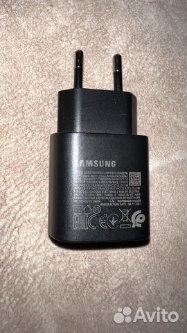 Зарядное устройство для телефона