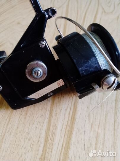 Катушка рыболовная Дельфин-8