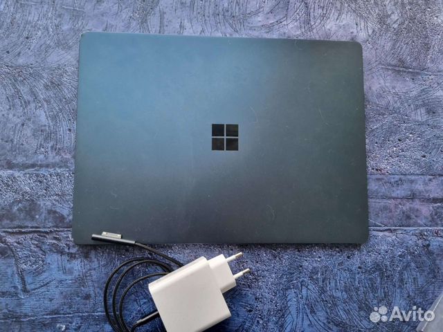 Microsoft surface laptop 2 i7 8/256 объявление продам