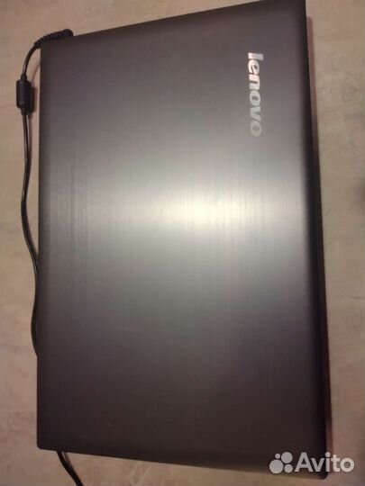 Lenovo P585