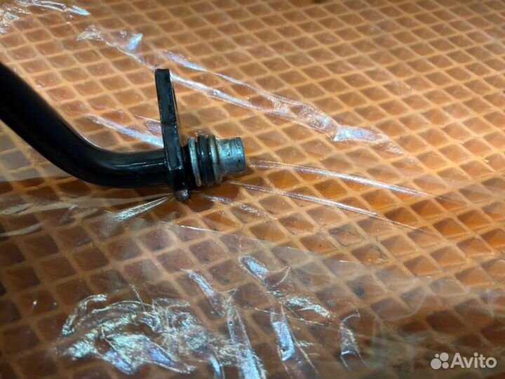 Трубка системы охлаждения АКПП Audi A6 C6 4F AUK