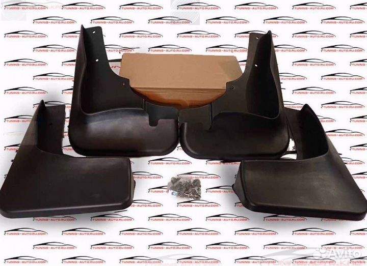 Брызговики Mitsubishi Outlander