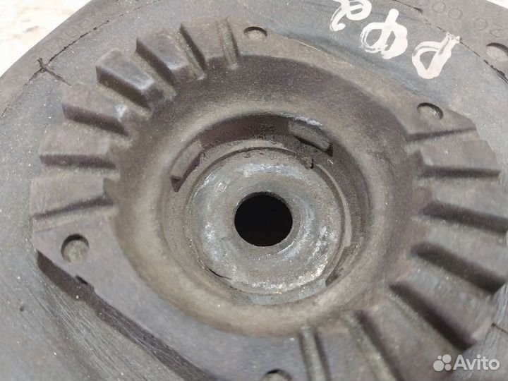 Опора переднего амортизатора Renault Fluence