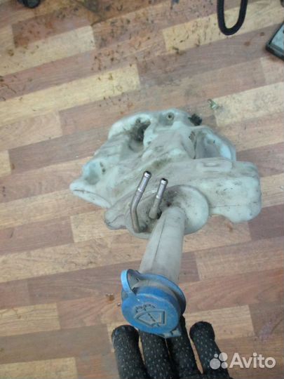 Бачок омывателя W251 R-klasse