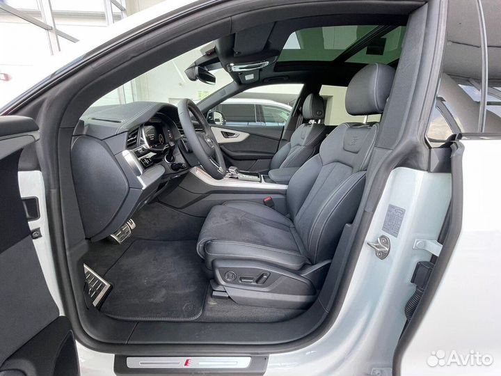 Audi Q8 3.0 AT, 2022