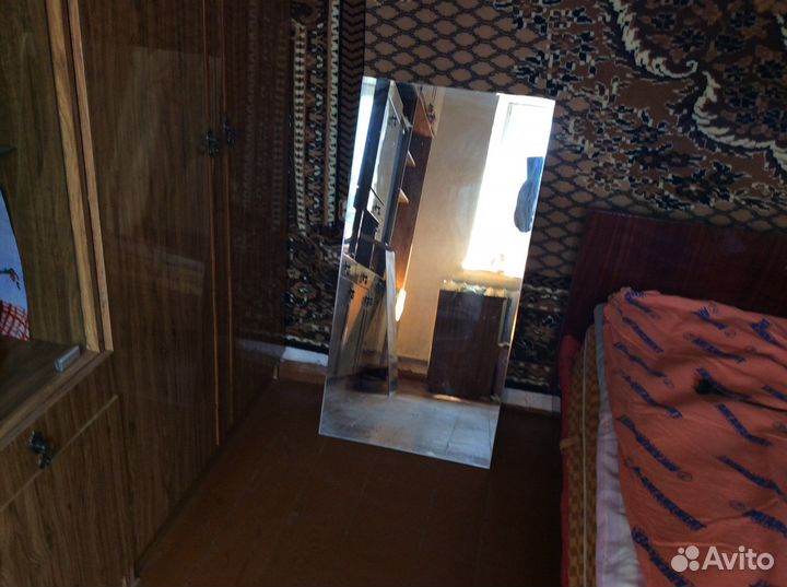 Зеркало мебельные