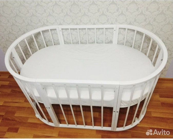 Детская кроватка 7в1. С маятником