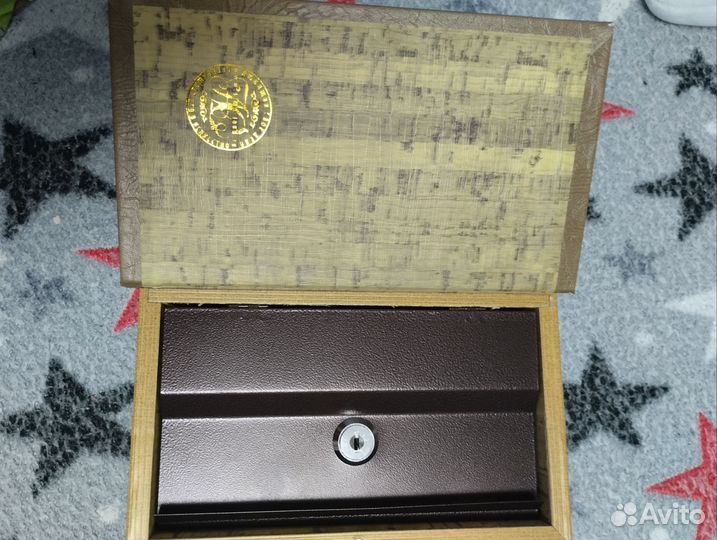 Книга сейф