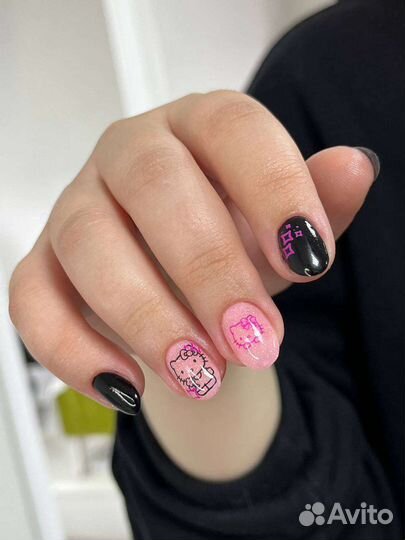 Маникюр и педикюр