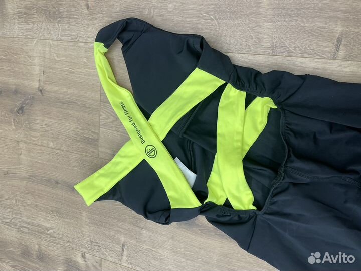 Комбинезон спортивный женский