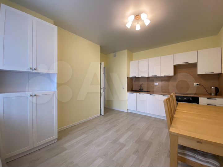 2-к. квартира, 58,3 м², 12/22 эт.