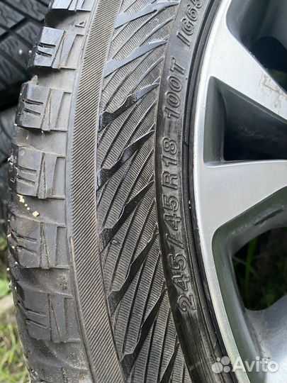 Колеса в сборе r18 зимние Genesis