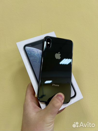 iPhone Xs, 64 ГБ