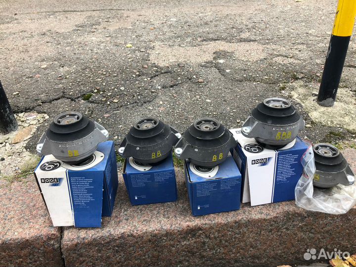 Подушки двигателя на Мерседес 140 м 120