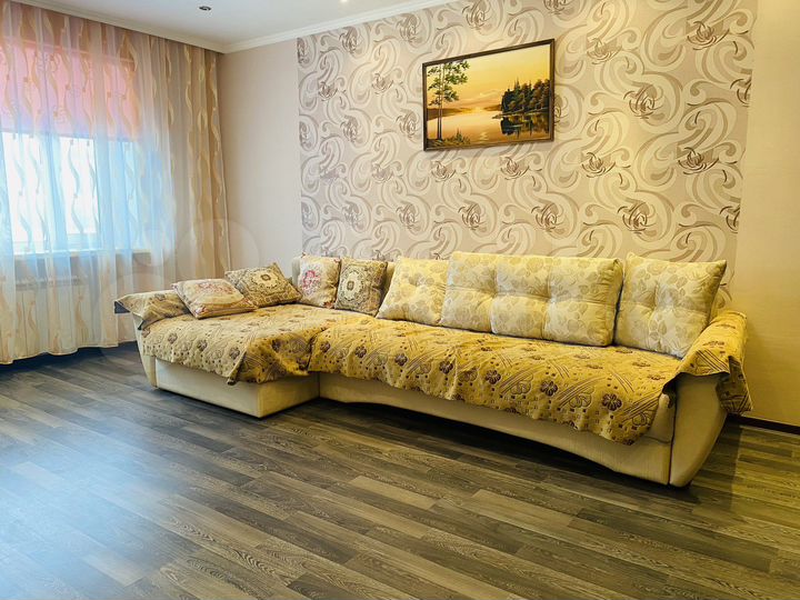 1-к. квартира, 42 м², 1/5 эт.