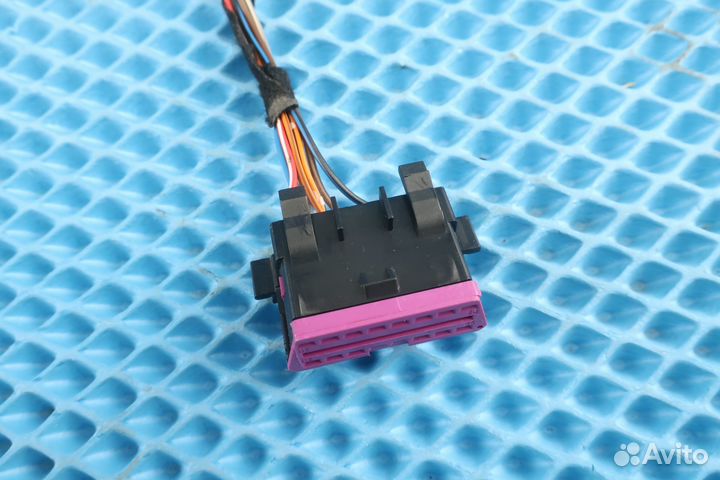 Разъем VAG 3A0972695A