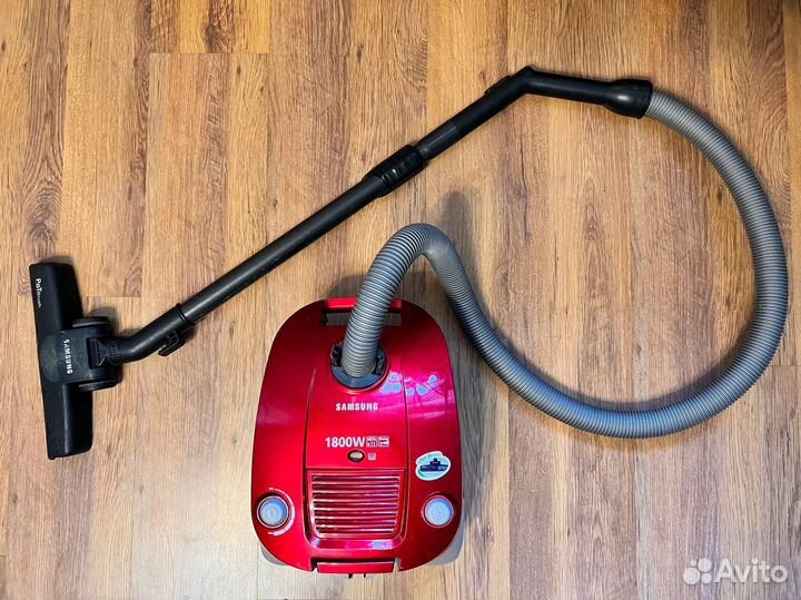 Пылесос Samsung SC4181 Red