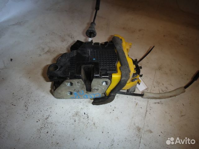 Замок двери Ceed (12) пер R б\у (арт. 81320A2110)