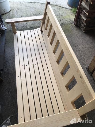 Скамейка садовая