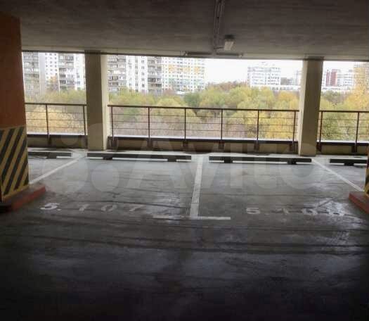 Машиноместо, 14 м²