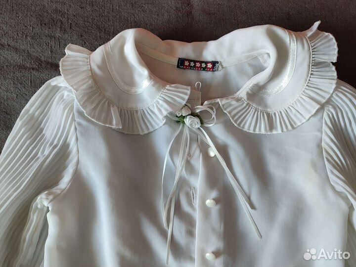 Блузки и рубашки школьные на девочку 128-134-140