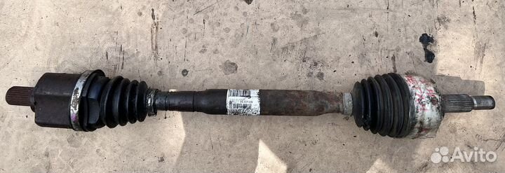 Привод передний левый Renault Logan АКПП