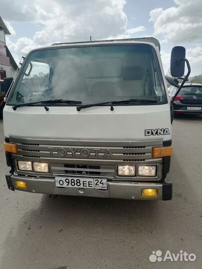Toyota Dyna, 1990