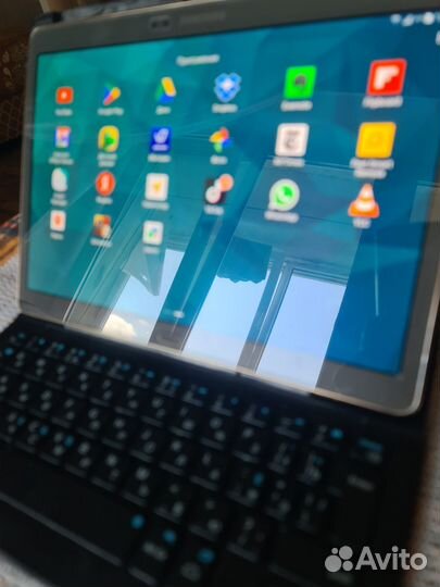 Планшетный комьпьютер
