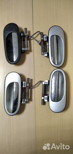 Ручка наружная двери Nissan Almera Tino V10