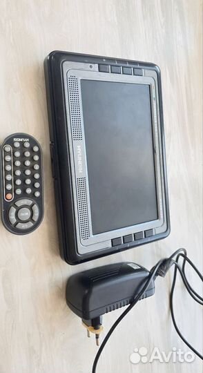 Портотивный LCD телевизор hyundai H-LCD703