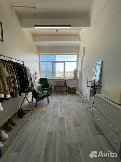 Сдам в субаренду кабинет или рейл, 18 м²